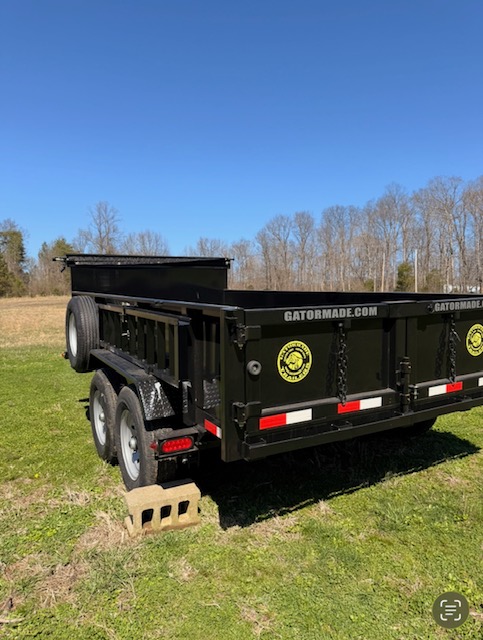 7x14 dump trailer for rent in New Pekin, Indiana